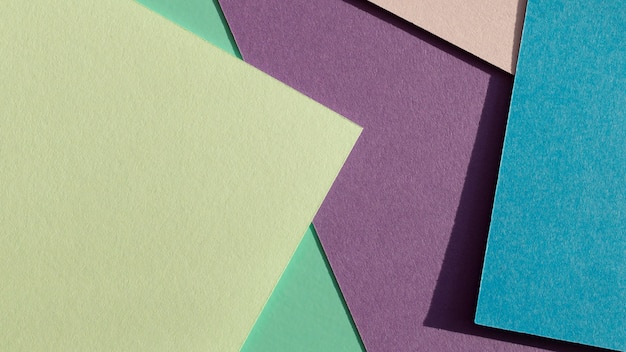 Warstwy kolorowych papierów i cieni