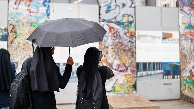 Widok ludzi w Berlinie Niemcy