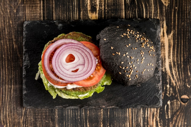 Widok z góry pyszna kompozycja burgera