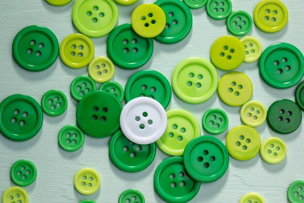 Widok z góry zielonych przycisków