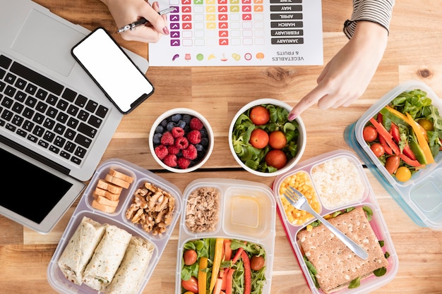 Wykresy I żywność Ekologiczna W Pudełkach Na Lunch