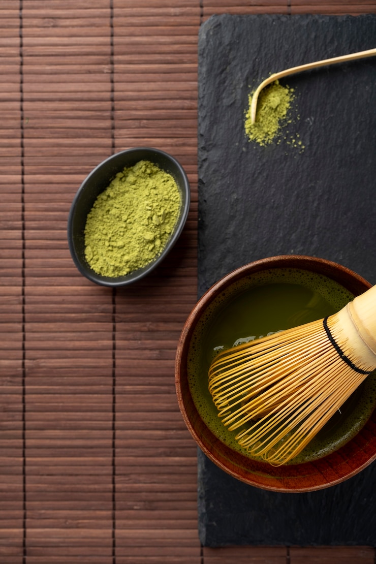 Bezpłatny plik Zdjęcie z góry widok zielony matcha martwa natura