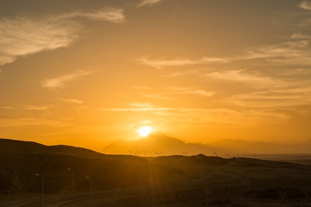 Zachód słońca nad Saharą