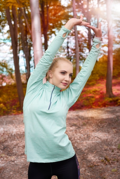 Zbliżenie Na Młodą Piękną Kobietę Joggingu