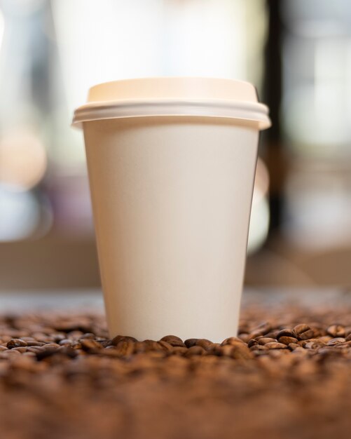 Zbliżenie na pyszną filiżankę kawy