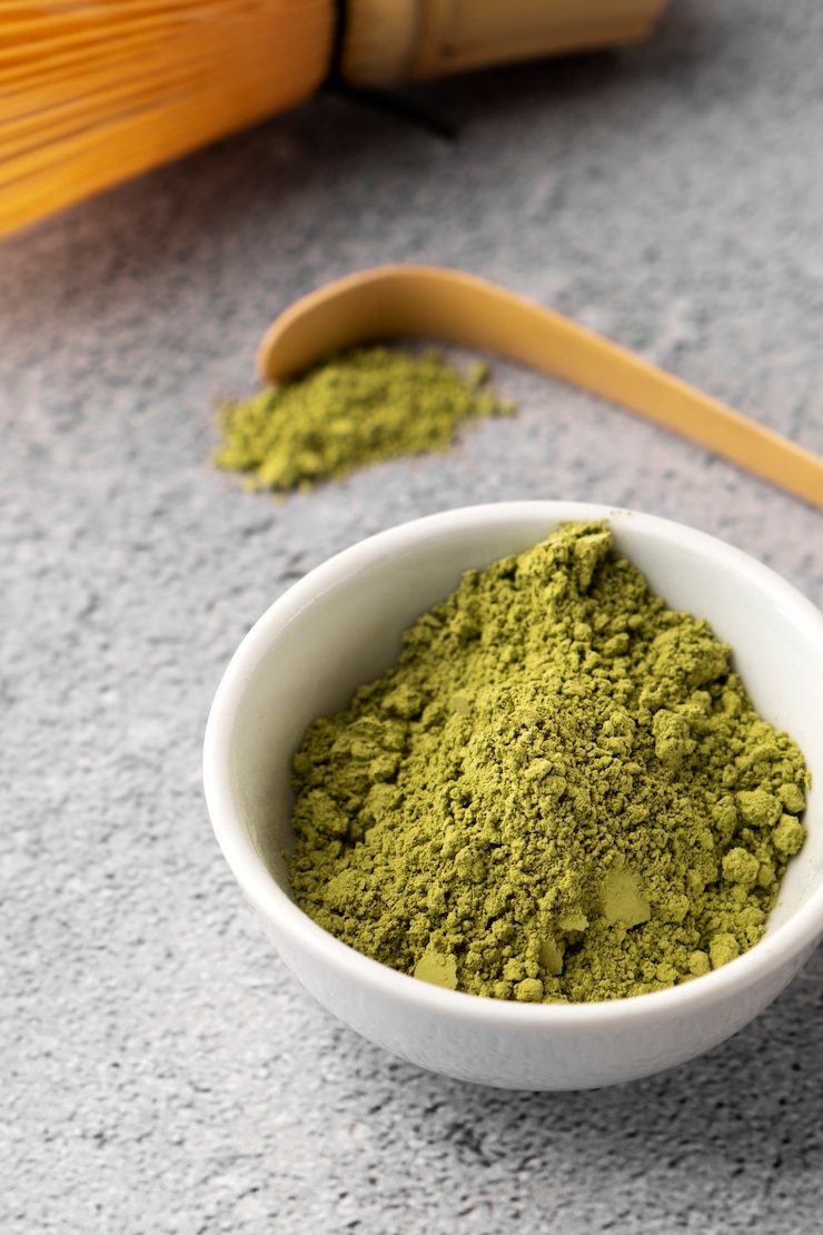 Bezpłatny plik Zdjęcie zielony proszek matcha, martwa natura