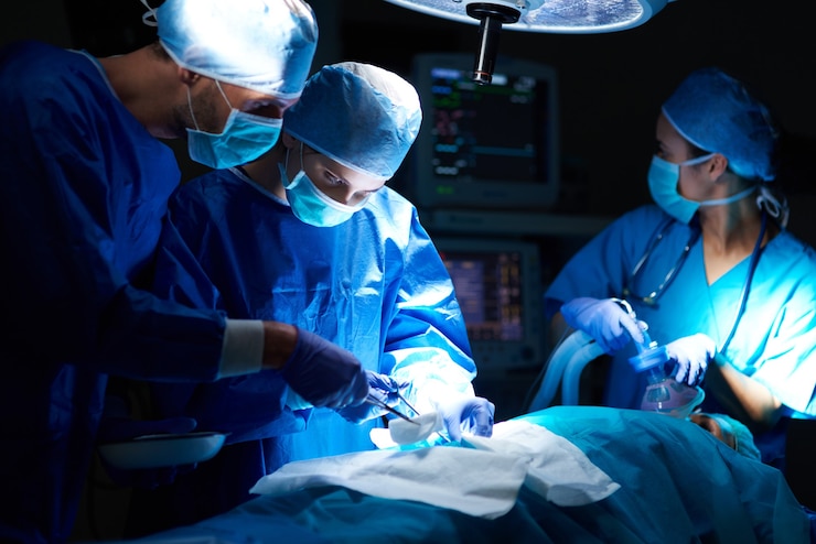 Bezpłatny plik Zdjęcie zwykły pracowity dzień chirurga