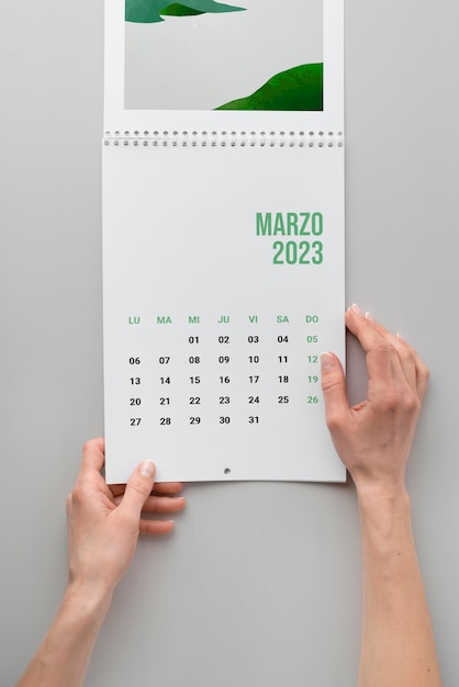 Foto gratuita 2023 calendario mensual bodegón