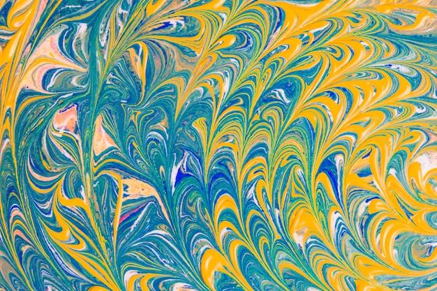 Abstracción ondulada amarilla y azul