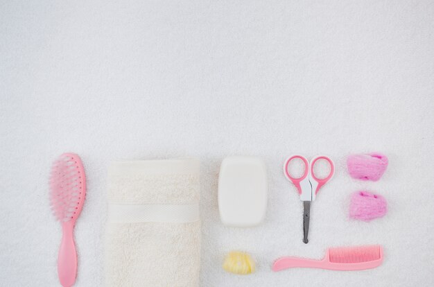 Accesorios de baño planos para bebé rosa