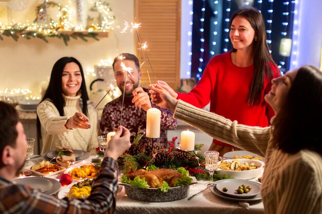 Acogedoras escenas de invierno con la familia.