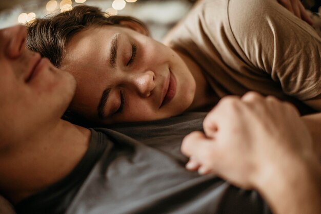 Adorable, pareja joven, enamorado