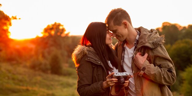 Adorable, pareja joven, juntos