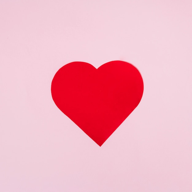 Adorno de papel rojo grande corazon