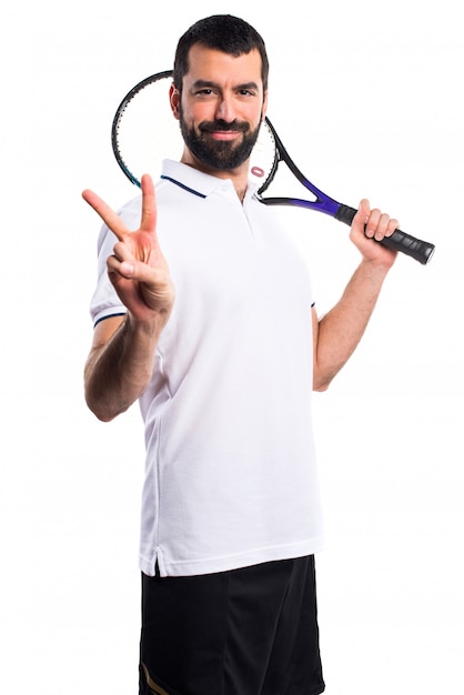 Adulto celebrando atlético tenis divertido