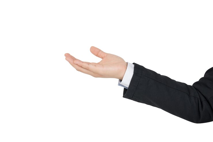 Foto gratuito aislado en blanco de la mano derecha dame en concepto de negocio y tecnología con selección de ruta de recorte