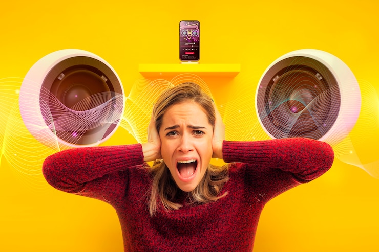 Foto gratuito altavoces con concepto de alto volumen