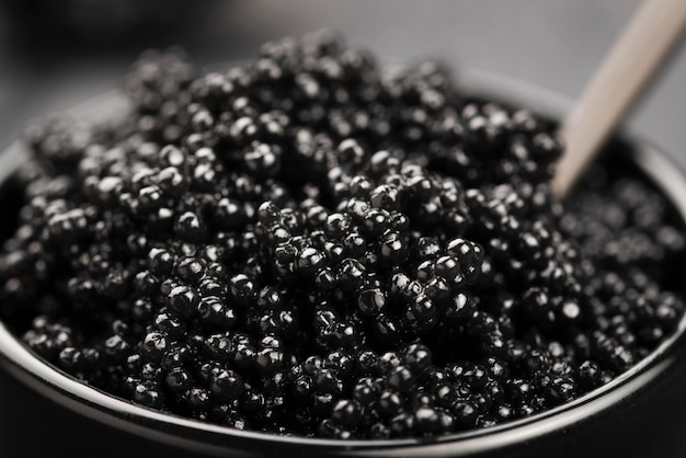 Alto ángulo de caviar negro