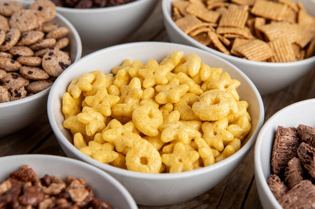 Alto ángulo de selección de cereales para el desayuno.