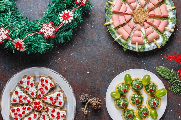 Aperitivos en forma de árbol de Navidad.