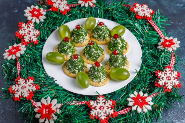 Aperitivos en forma de árbol de Navidad.