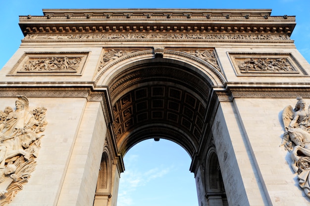 Arco del triunfo en parís, francia