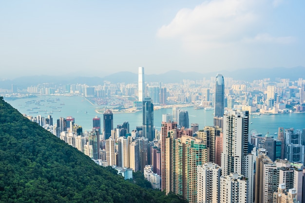 Foto gratuita arquitectura hermosa que construye el paisaje urbano exterior del horizonte de la ciudad de hong-kong