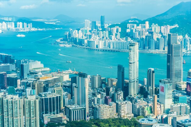 Arquitectura hermosa que construye el paisaje urbano exterior del horizonte de la ciudad de Hong-Kong