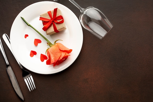 Arreglo para la cena de San Valentín con espacio de copia