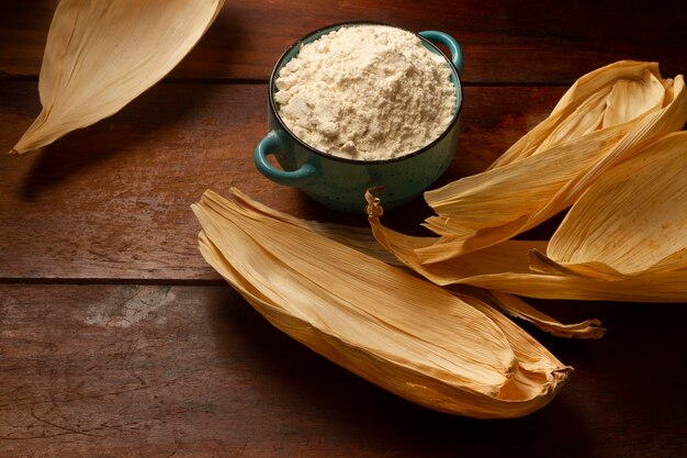 Arreglo de deliciosos tamales tradicionales