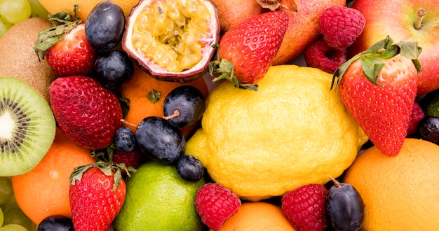 Arreglo de frutas agridulces
