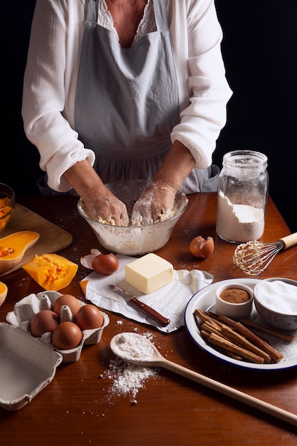 Foto gratuita arreglo para hacer pastel de calabaza