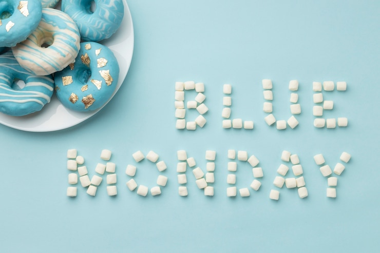 Foto gratuito arreglo de lunes azul con donas