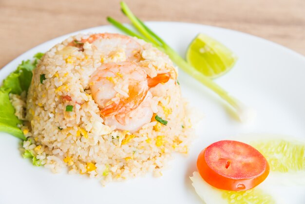 Arroz Frito Con Camarones