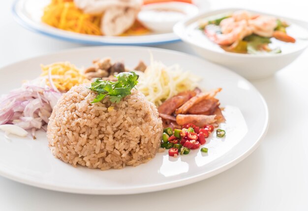 Arroz frito con gamba de camarón