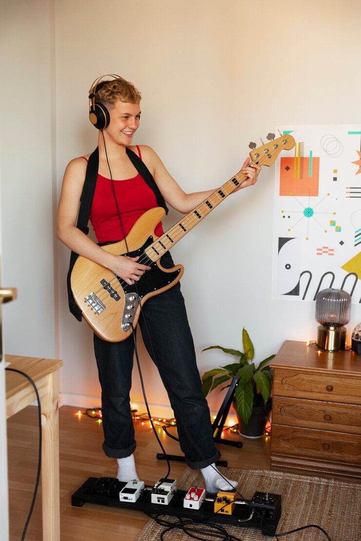 Foto gratuito artista creando música pop de dormitorio alternativa