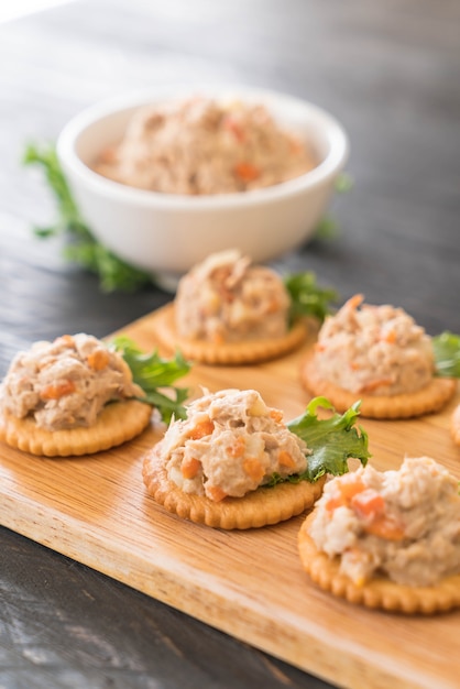 atún con galleta