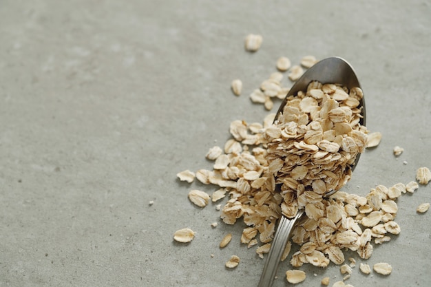 Avena y cuchara