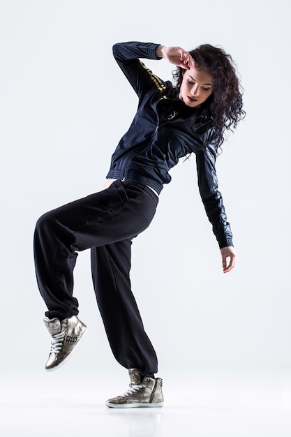 Foto gratuita bailarina de hip-hop