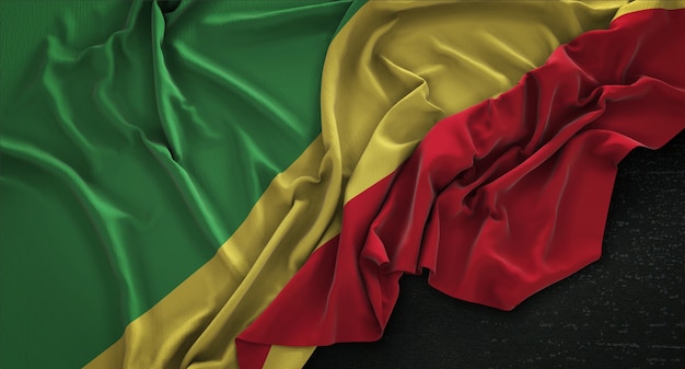 Bandera de la República del Congo arrugada sobre fondo oscuro 3D Render