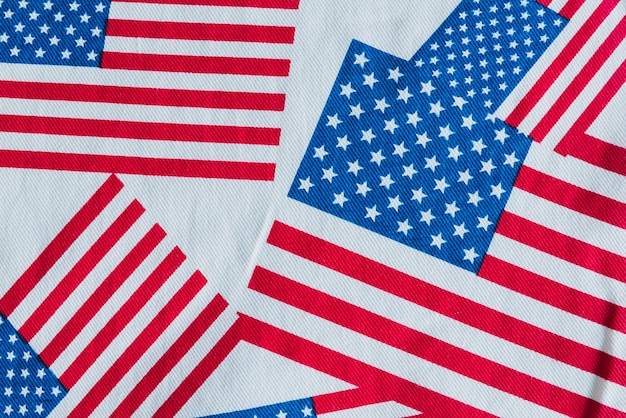 Banderas USA estampadas sobre tela.