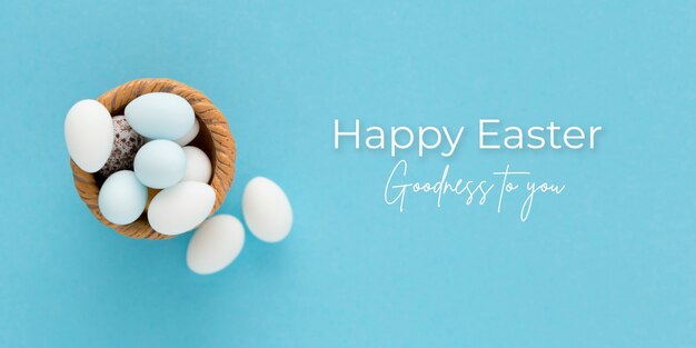 Banner de Pascua con huevos sobre un fondo azul.