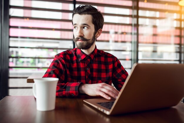 Barba fondo negocio empresario adulto