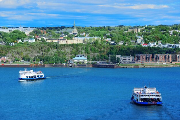 Barco en la ciudad de Quebec