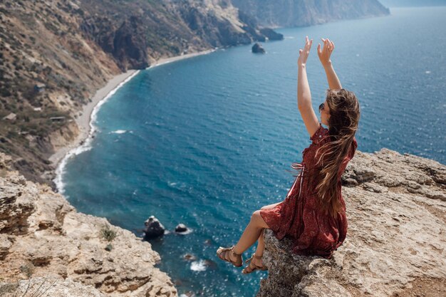 bastante joven al aire libre