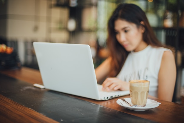 beber dedo cuchara conocimiento de los negocios