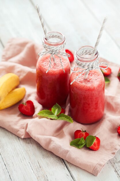 Bebida batida con fresas