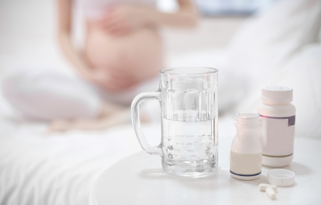 bebida farmacéutica estómago vidrio embarazo