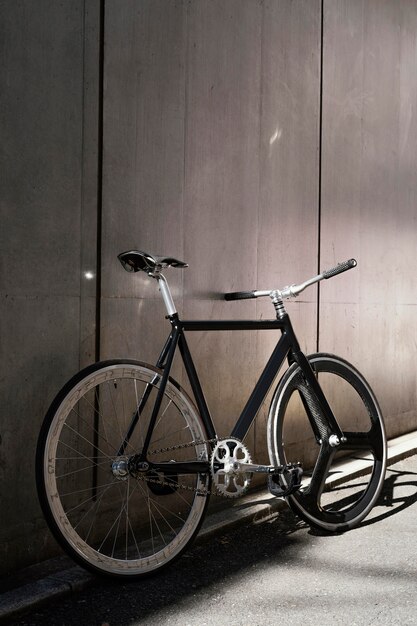 Bicicleta al aire libre en la calle