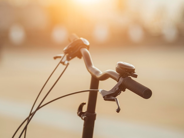 Bicicleta ecológica moderna al aire libre